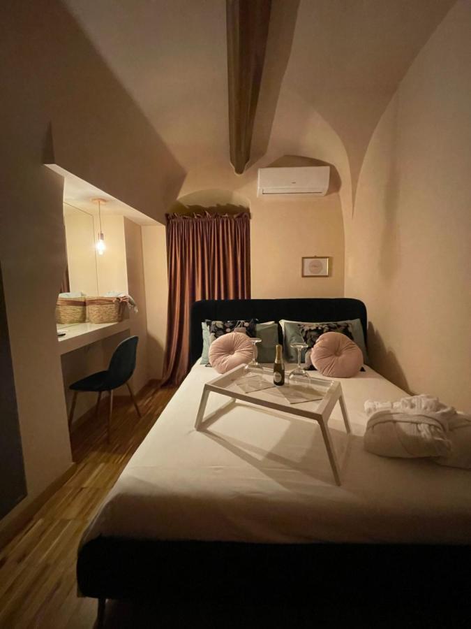 Rose Apartment Terlizzi Buitenkant foto