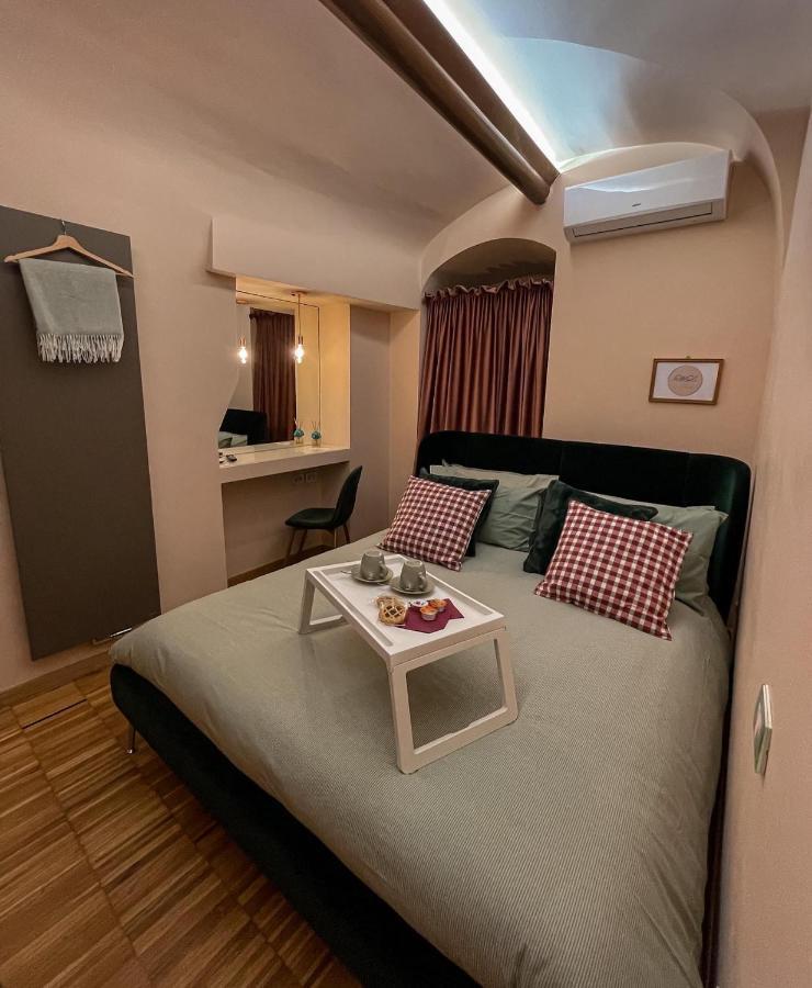 Rose Apartment Terlizzi Buitenkant foto
